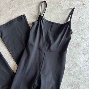 ARITZIA Wilfred Free Divinity Kick Flare Jumpsuit